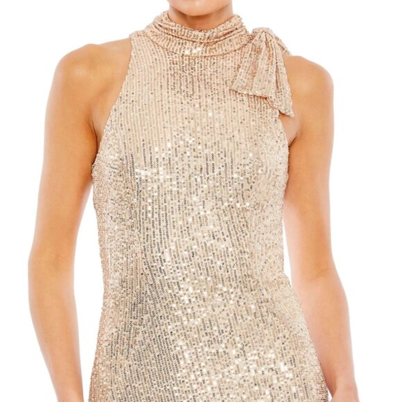 Mac Duggal NWT Sequined Halter Neck Gown Size 6 - Picture 3 of 4